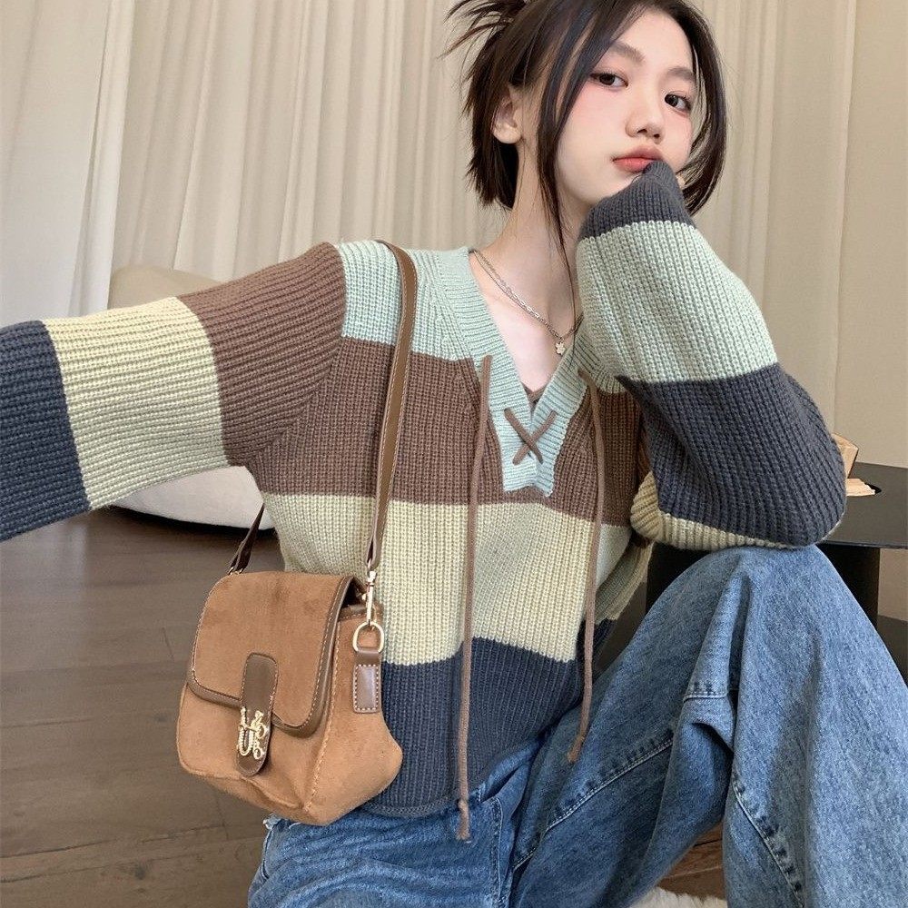 条纹撞色系带针织毛衣女春秋新款设计感翻领复古辣妹长袖上衣,淘宝优惠券,粉丝福利购,淘宝优惠卷