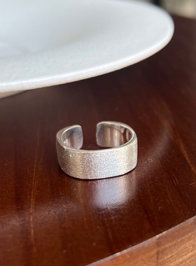 帕姆卡莱纯银方形拉丝戒指