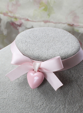 爱心形少女浅粉色蝴蝶结毛绒脖圈项链锁骨链choker日系可爱女甜妹