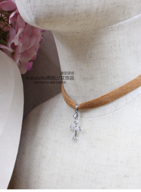 个性复古棕色卡其色锁骨链项链chocker蕾丝钻饰十字架甜酷废土辣