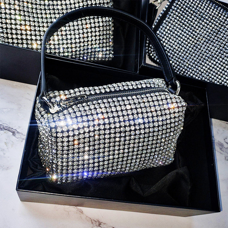 aw大王2020新款潮满钻腋下水钻包包 西罗拉女士包袋