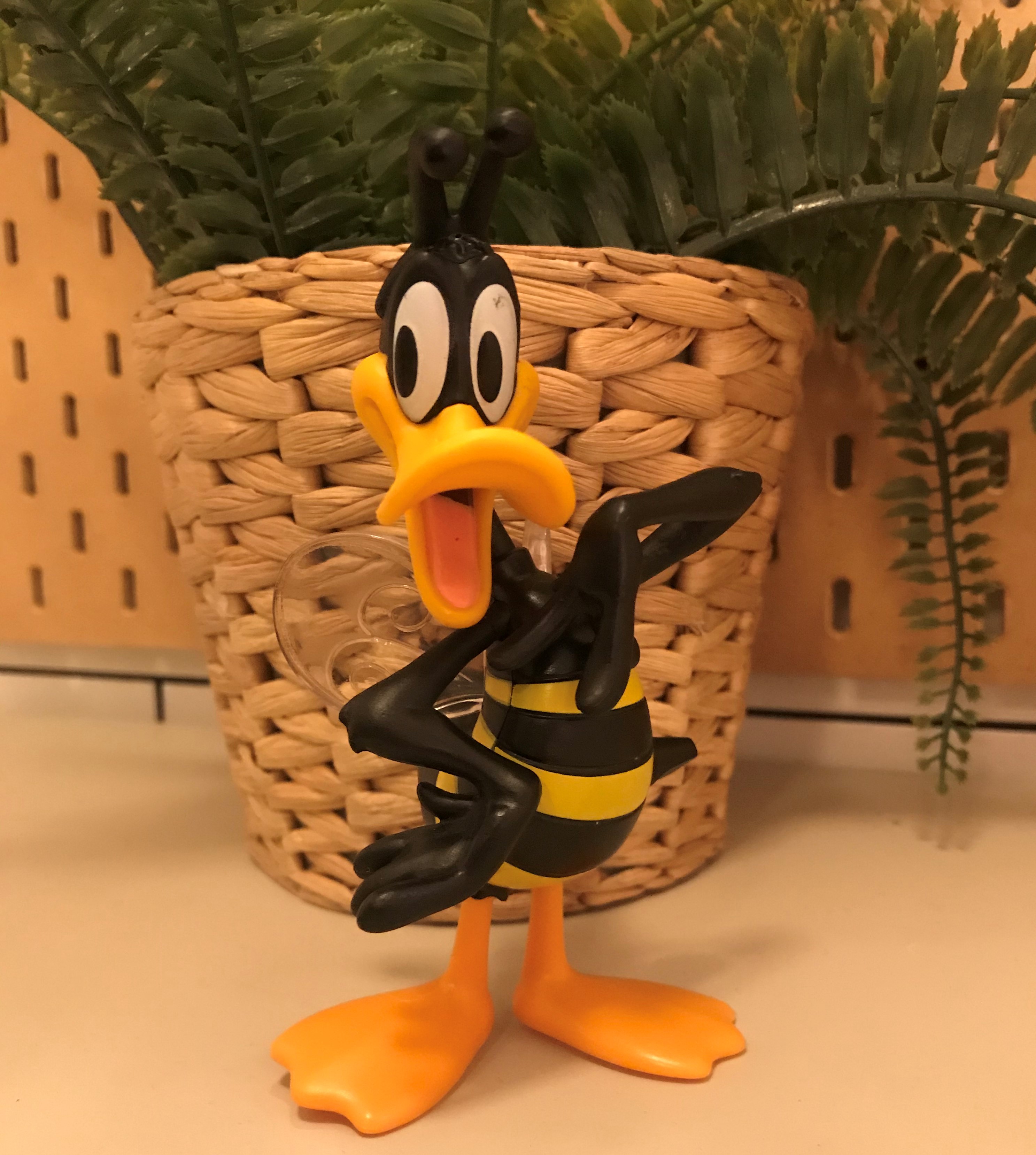 乐一通 21肯德基新春kfc兔八哥玩具小鸟崔弟达菲鸭兔宝宝儿童公仔小翠 图片价格品牌报价 原仓数据