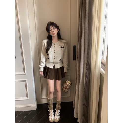 短款宽松慵懒针织毛衣开衫外套女秋冬设计感蝴蝶结甜美温柔风上衣 - 图2