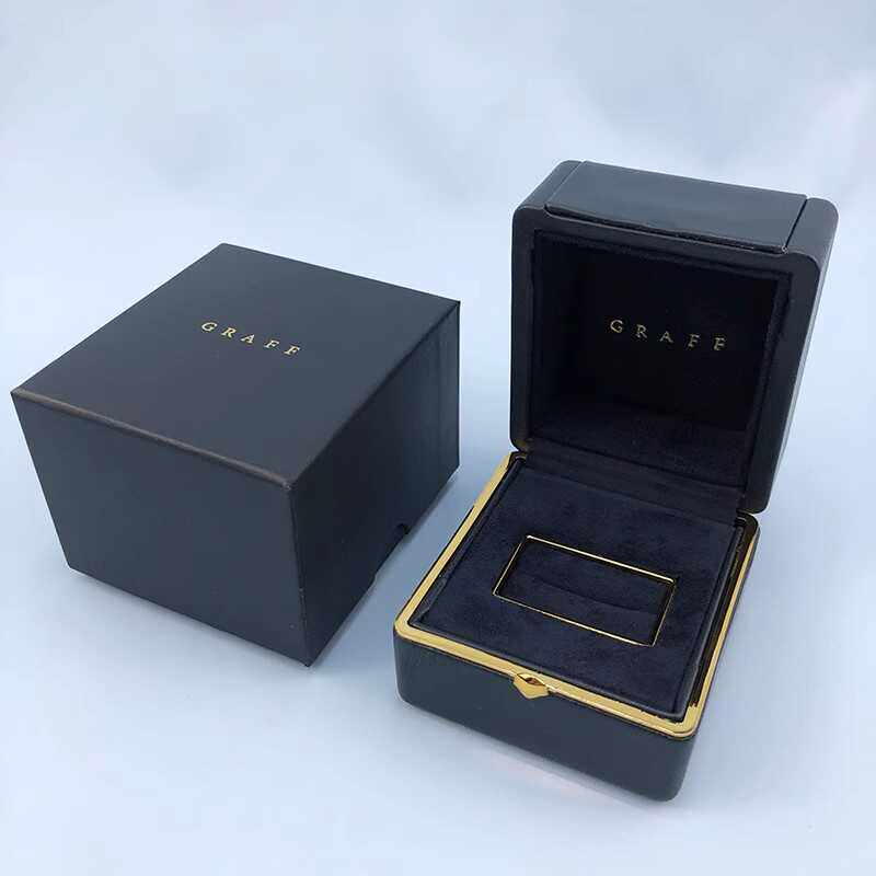 Packaging new jewelry gift storage box