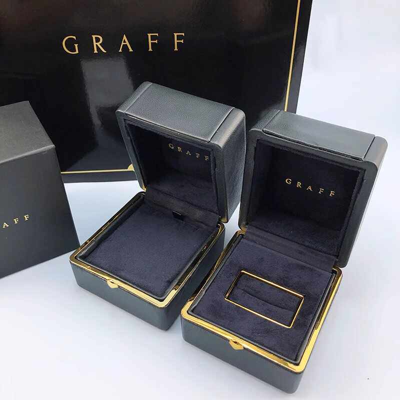 Packaging new jewelry gift storage box