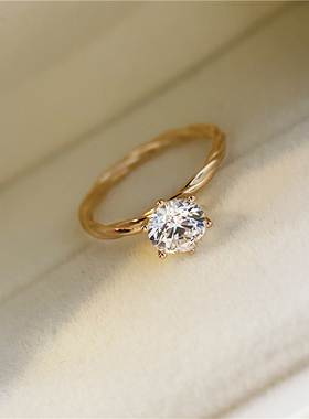 莫桑石单钻T家六爪戒指