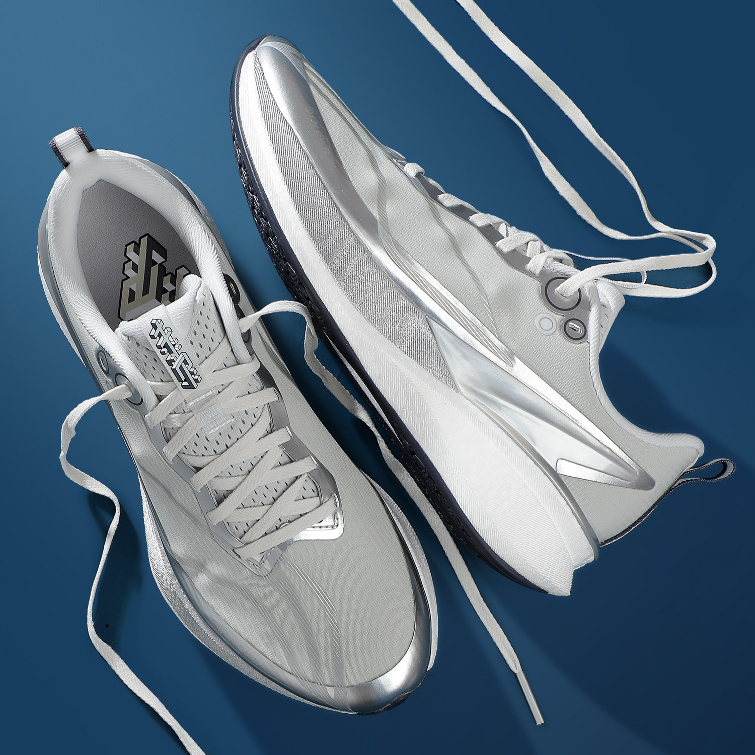 李宁秋冬款赤兔8pro跑步鞋男鞋2025冬季新品防泼水鞋面减震运动鞋 - 图1