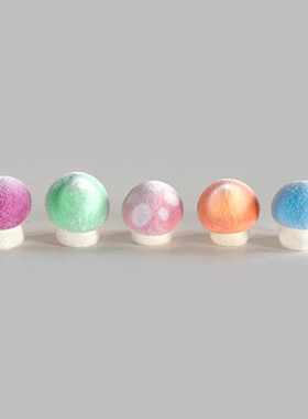 可爱植绒蘑菇桌面摆件解压治愈