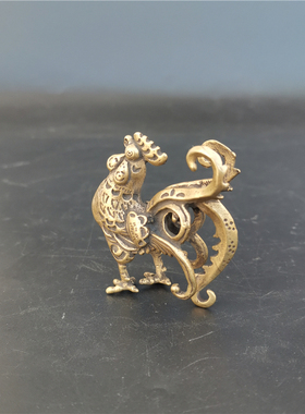 迷你铜鸡摆件纯铜公鸡手把件招财中式黄铜生肖鸡书房办公桌装饰品