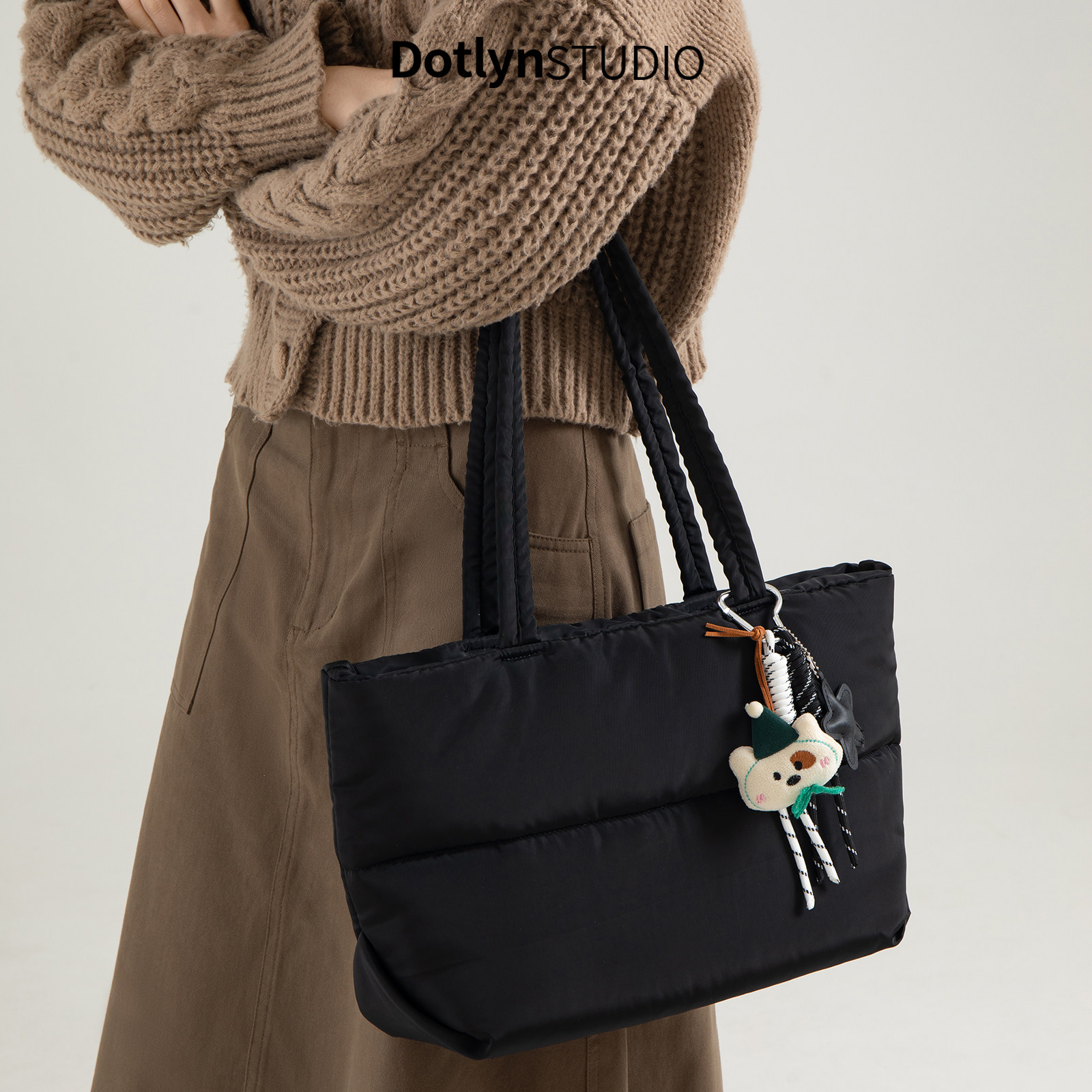 Dotlyn日韩简约大容量柔软棉服包包新款秋冬早八通勤手提单肩包女,淘宝优惠券,粉丝福利购,淘宝优惠卷