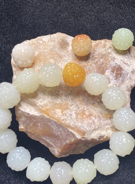 缅黄，缅白精工细雕，小绵羊全品无瑕，羊羊得亿尺寸12*13