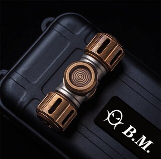 Black mirror original warhammer titanium copper zirconium plastic acrylic fingertip gyro decompression artifact metal alloy toy