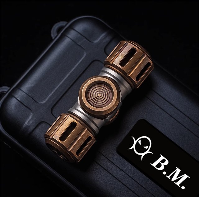 Black mirror original warhammer titanium copper zirconium plastic acrylic fingertip gyro decompression artifact metal alloy toy
