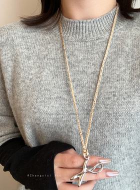 几何哑光剪刀造型吊坠抽拉项链女设计感小众轻奢时尚颈链毛衣链