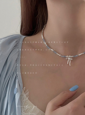 轻奢小众蓝色串珠碎银子蝴蝶结项链海盐蓝蝴蝶结锁骨链冰透蓝