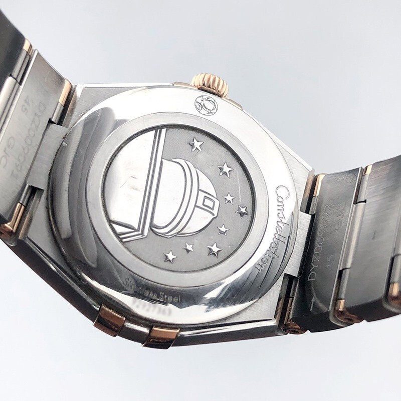 欧米茄(omega)新款曼哈顿石英表 方耀天成海外瑞士腕表