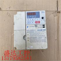 Frequency converter V7 series CIMR-V7AT42P2 380V2 380V2 2KW in color beautiful with quality guarantee price