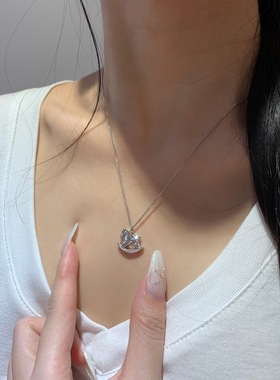 新款精工碎冰冰摇摇马项链925银波光粼粼旋转木马吊坠颈链