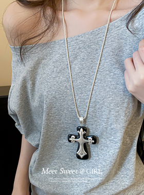 甜酷风黑白十字架项链