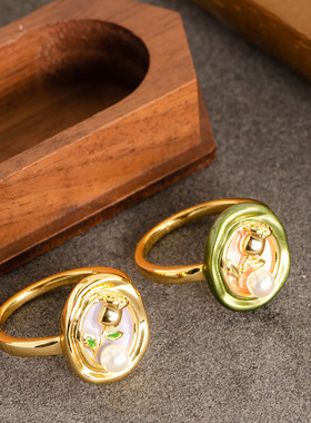 新款时尚轻奢滴油郁金香珍珠戒指女小众设计高级百搭指环精致首饰