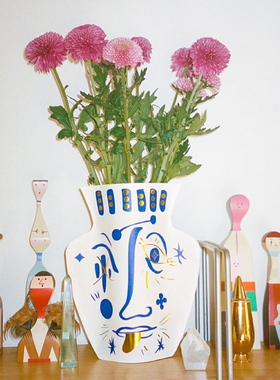 创意艺术收藏品人偶摆件Vitra