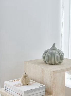 进口可爱陶瓷竖纹南瓜梨子摆件