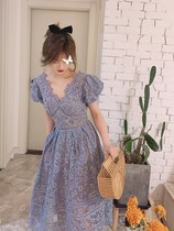2022 Spring Summer Law Style High-end Temperament Repair of Ancient Skirt Foggy Blue Bubble Cuff V Lace Ocean Dress