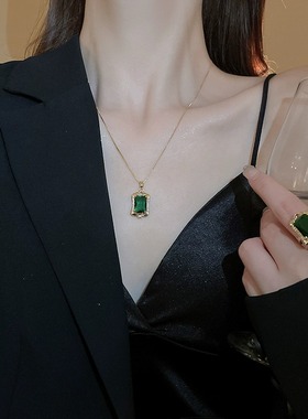 小香风毛衣链吊坠锆石项链轻奢感