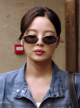 仁心俱乐部辛芷蕾刘梓懿同款墨镜