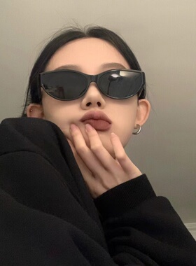 复古椭圆形高级感ins猫眼墨镜女