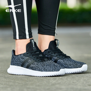 鸿星尔克情侣跑步鞋