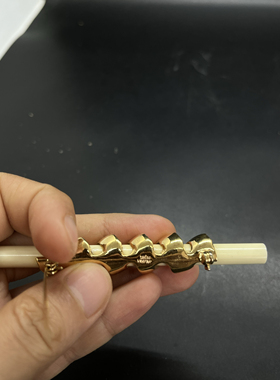 中古白色赛璐璐简约复古金色胸针打标顶奢品牌