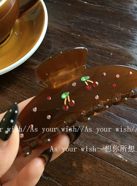 小众设计樱桃醋酸抓夹女新款精致独特抓夹后脑勺盘发鲨鱼夹发饰