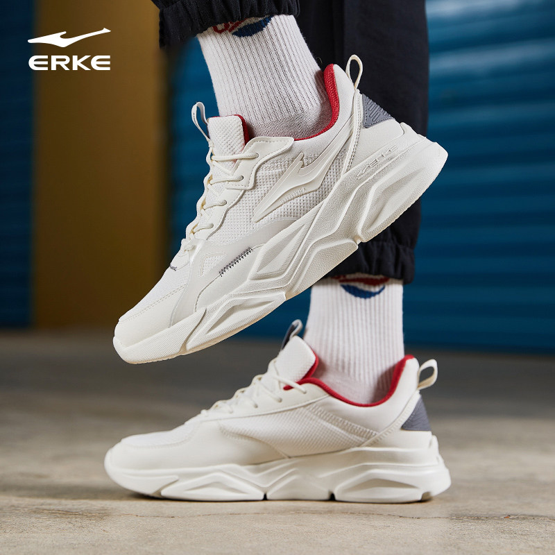  鸿星尔克板鞋/休闲鞋