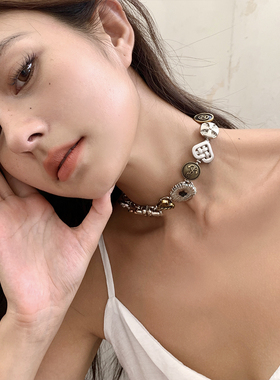 奇妙山海中古设计感纽扣项链