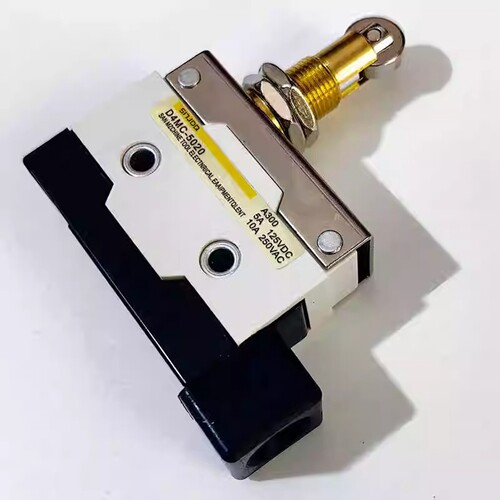 限位开关D4MC-5020行程开关 125VDC 5A 250VAC 10A 铜件银点SNJDQ - 图3