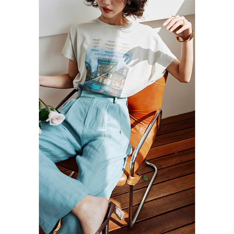 ROSEBANKS French Dispatch Cut Out Back Tee 法兰西特派印花Tee - 图2