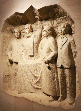 城市展览艺术馆户外玻璃钢