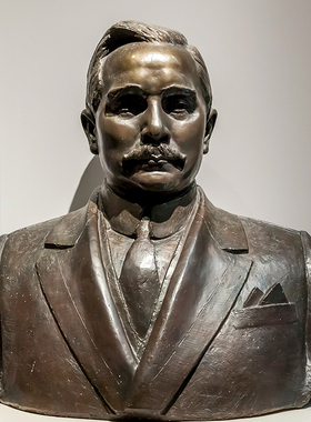 方志敏革命烈士胸像玻璃钢户外