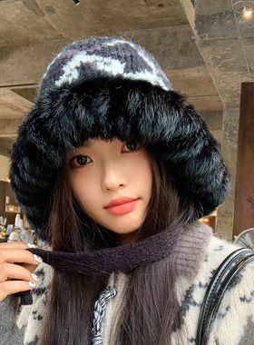 韩版时尚帽子女冬季毛绒保暖护耳套头雷锋帽百搭显脸小针织毛线帽