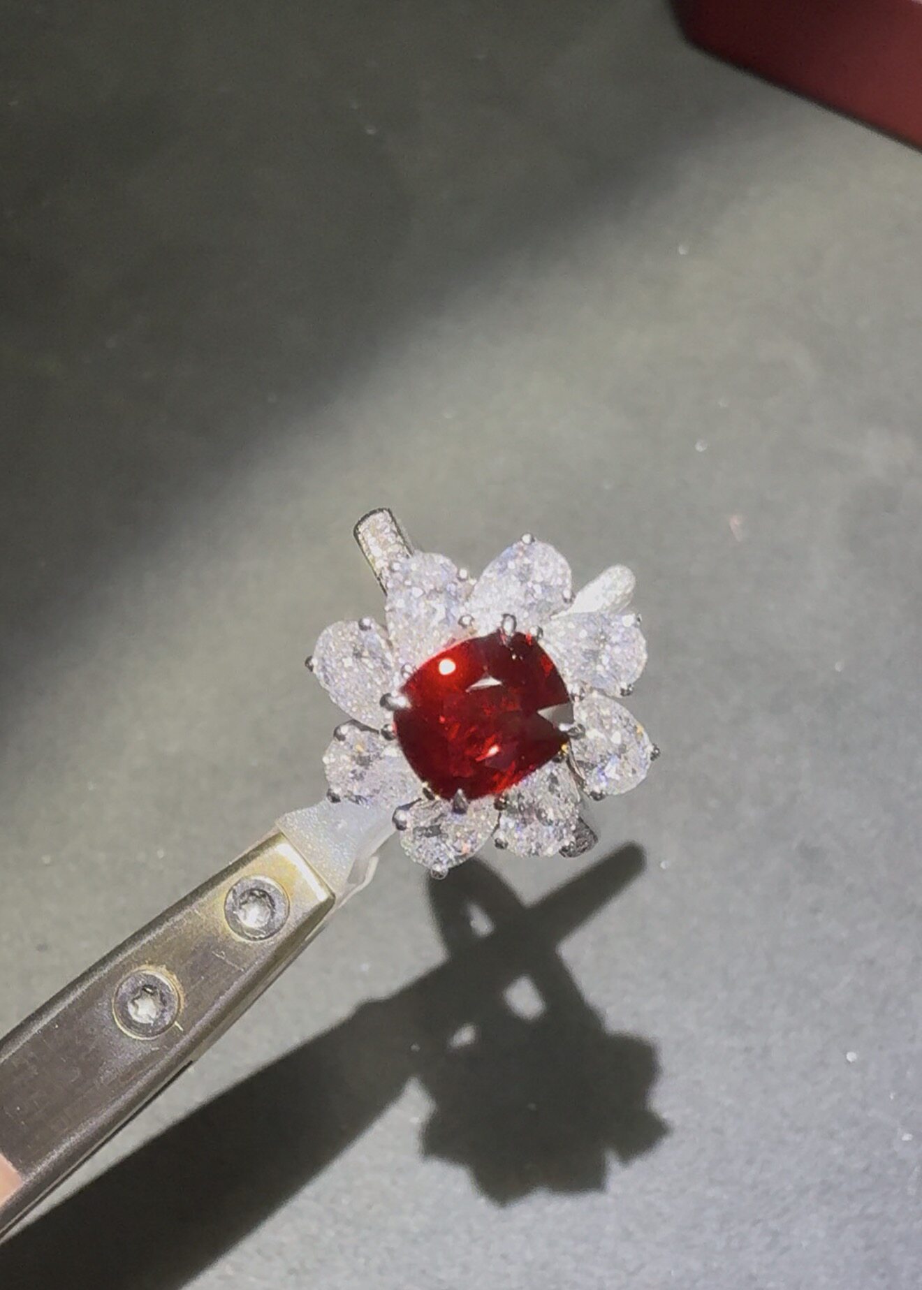 Natural unburned pigeon blood red pure and flawless ruby 2.02 carat 18K white gold real diamond ring beautiful