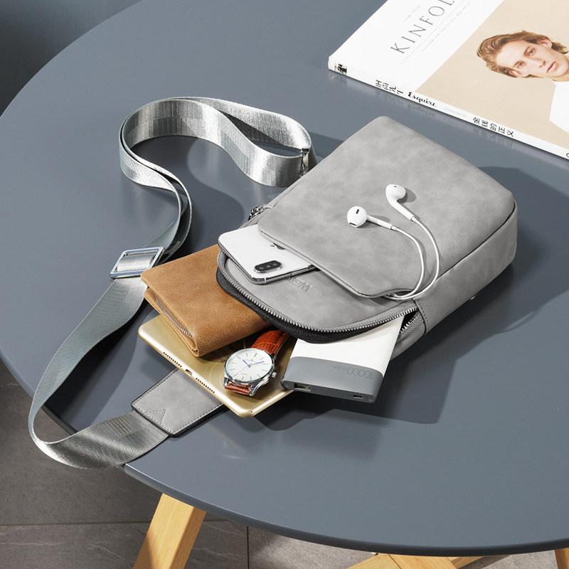 男士2019新款运动休闲胸前包单肩包 audpiget杜彼男士包袋