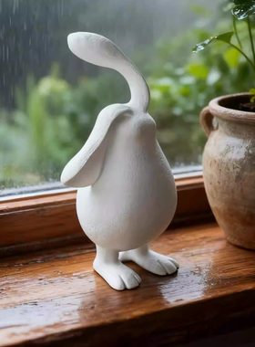 无量丹麦风薄雾白兔子雕塑摆件