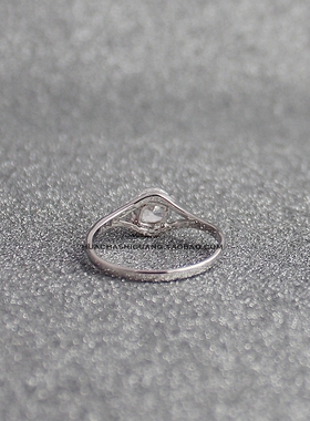 超闪八心八箭两爪60分钻石戒指