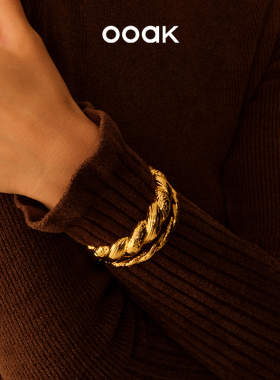 OOAK流金气质锤纹肌理典雅质感原创设计麻花手镯