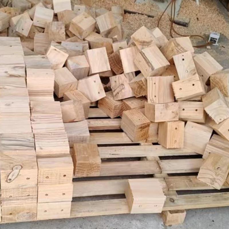 现货防腐木实木木块松木材质厂家供应定尺加工PC木块木粒 - 图2