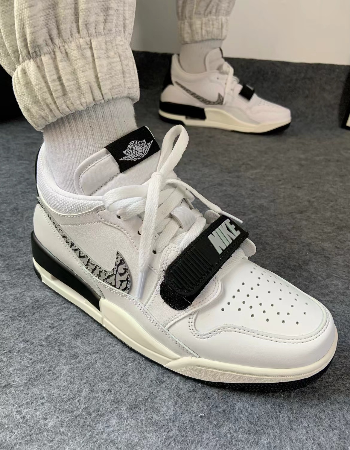 叮咚体育 Air Jordan Legacy 312 Low AJ312白黑篮球鞋CD7069-110 - 图1