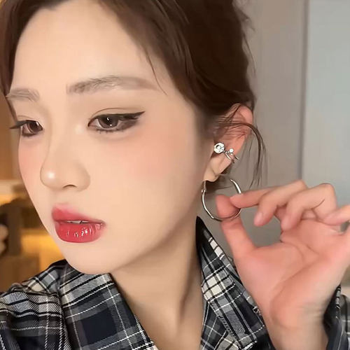 银色素圈耳环2025新款爆款轻奢高级感气质独特耳圈女耳钉圈圈耳饰 - 图2