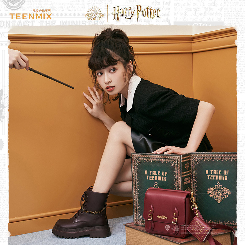 天美意哈利波特联名马丁靴加绒女鞋 天美意teenmix马丁靴