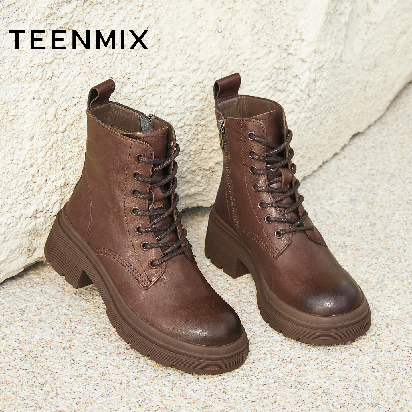 天美意复古英伦风厚底加绒马丁靴女鞋子冬新款休闲短靴皮靴时装靴